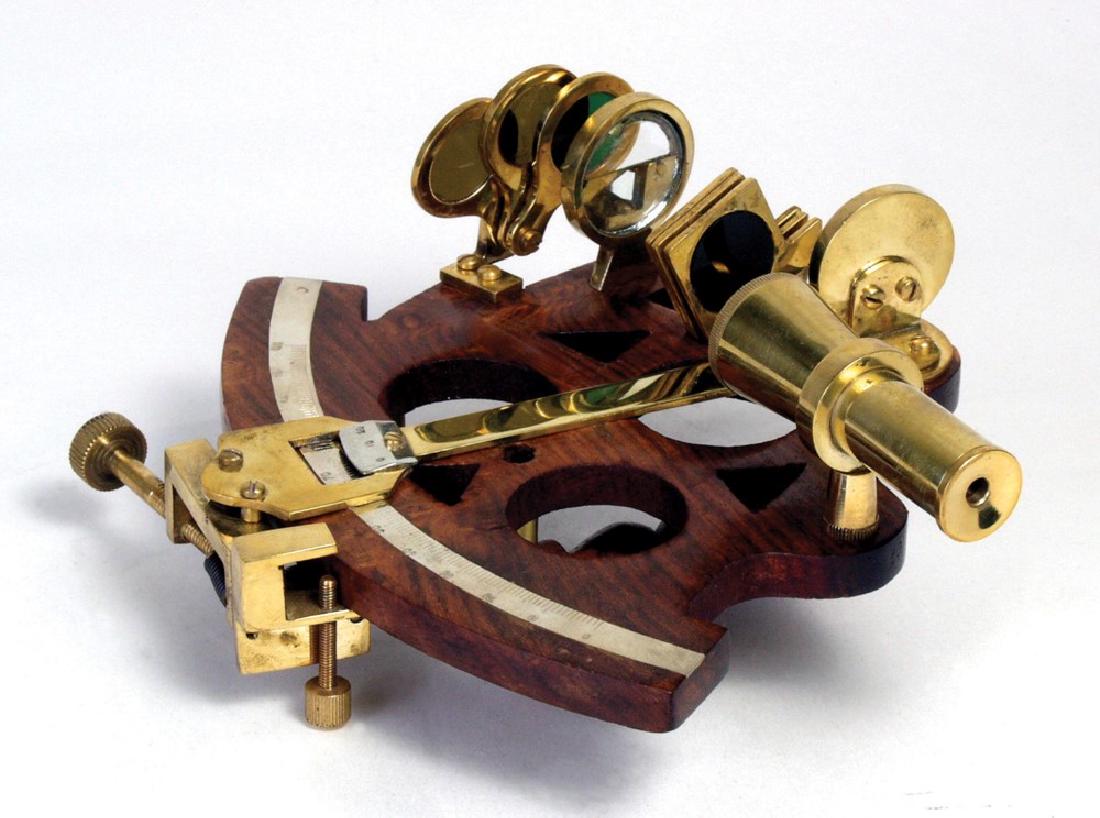 COMPASS WOODEN SEXTANT: COMPASS WOODEN SEXTANT Brought in from a store closing. We don't have much information on the pieces from this group. Please email your questions and we'll try answer. Thank you, Artistic Findings Tea