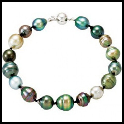 TAHITIAN PEARL NECKLACE AND BRACELET: Length: 18" Necklace Plus 8" Bracelet. Diameter: 8mm to 10mm Pearls. Metal: 14kt White Gold Clasps. Stone: Natural Tahitian Pearls. Matched 18" necklace and 8" bracelet both with 8-10mm multi-colored 