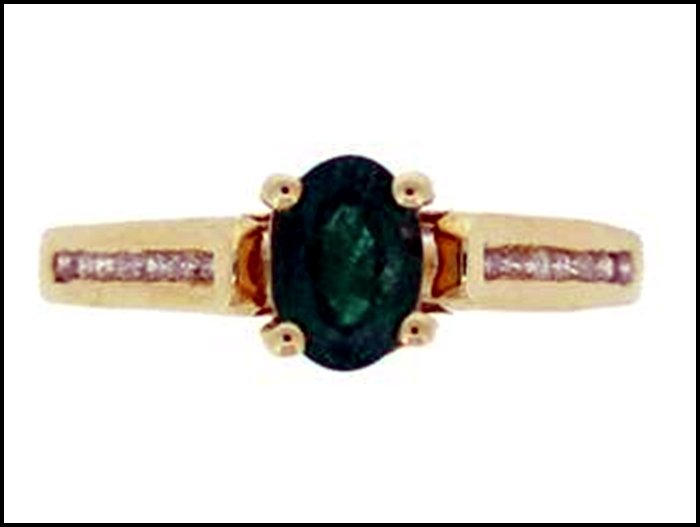 EMERALD RING