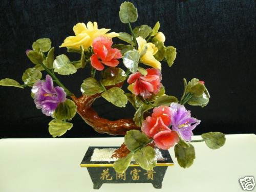 REAL JADE BONSAI FLOWER: REAL JADE BONSAI FLOWER - This Flower Is Made From Variety Of Color Jade. There Are Yellow And Red. Its Leaf Is Made Of Taiwan Jade. It Is An Ideal Decoration For Your Living Room, Dinning Room, Offic