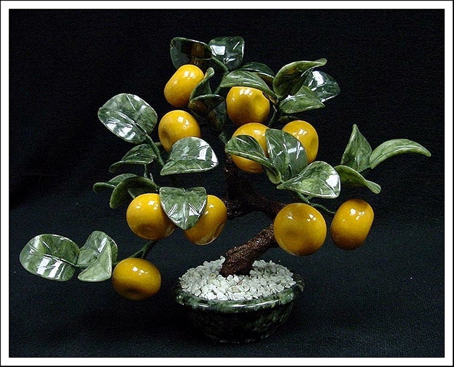 REAL JADE TANGERINES TREE: Real Jade Tangerines Tree - This Tangerines Tree Is Made Of Jade. The Leaves Are Made Of Taiwan Jade And The Tangerines Are Made Of Hard Stones. The Pot Is Also Made Of Southern Jade. - High: 12 Inche