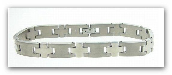 MEN'S BOLD TITANIUM BRACELET: Men'S Bold Titanium Bracelet - Aircraft Grade 6Al-4V Titanium - Dynamic Matte Finish & High-Polished Interlocking Links - Cam & Pin Connected Arced Links For A Comfort Fit - Fold Over Locking Clasp Fo