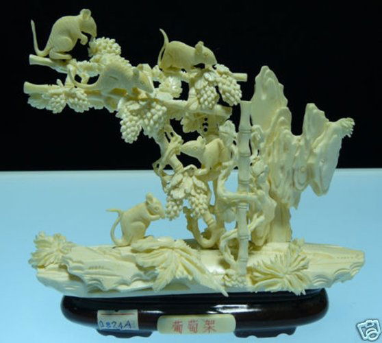 HAND CARVED SOLID BONE SQUARRELS & GRAPES: Hand Carved Solid Bone Squarrels & Grapes Long: 7", Wide: 3", High: 6" This Beautiful Artwork Is Made From Solid Bones. All Hand Carved From Natural High Quality Bones. It Is Not Bone Powder, Resin Or