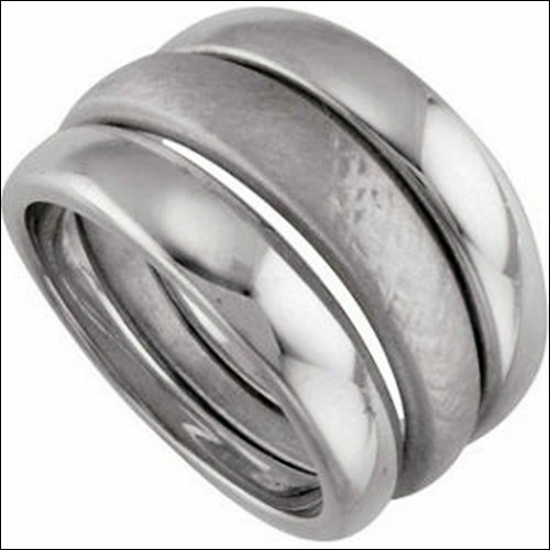 Set of 3 Stackable Rings: Set of 3 Stackable Rings - 5.6: DWT - Gram Weight: 8.71 - Metal: Sterling Silver - Finished State: P - Series Description: Set Of 3 Stackable Rings - :