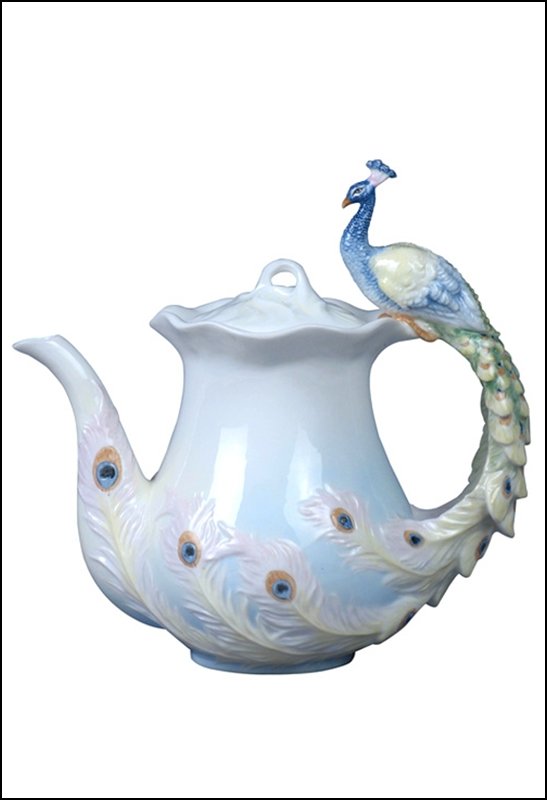 PEACOCK TEAPOT: Peacock Teapot - Material - Fine Porcelain - Size - (l) 8 1/4