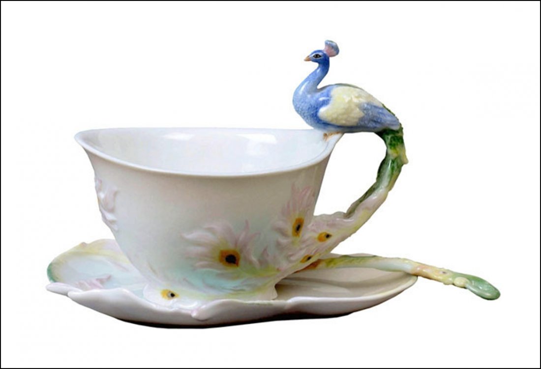 PEACOCK COFFEE CUP SET WITH SPOON: Peacock Coffee Cup Set With Spoon - Material - Fine Porcelain - Size - (l) 5 7/8
