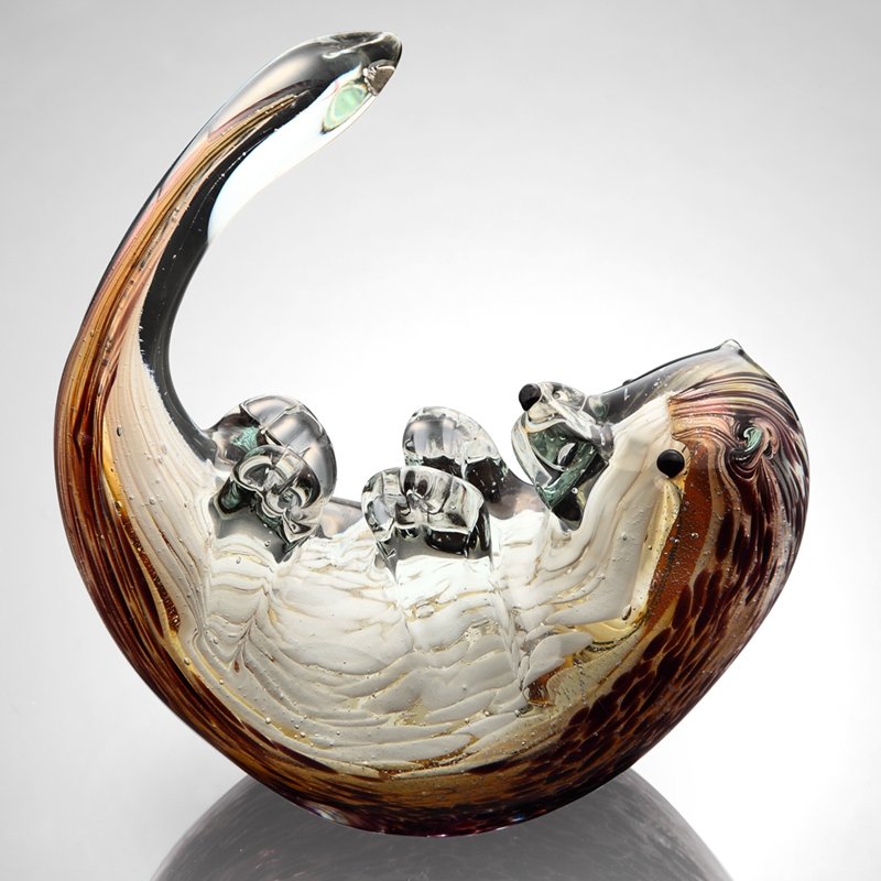 AG MISCHIEVOUS SEA OTTER: AG Mischievous Sea Otter - Weight: 2.4 Lbs - Size: 6.5"H 6"W 3"D - Material: GLASS
