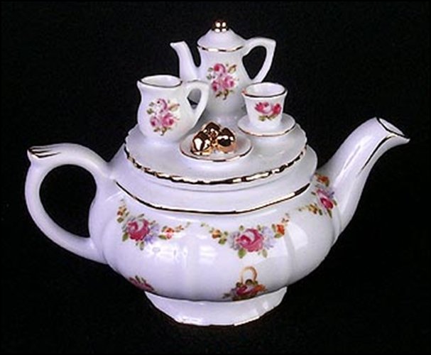 TEAPOT W/ TEA SET TOP (PC): TEAPOT W/ TEA SET TOP (PC)