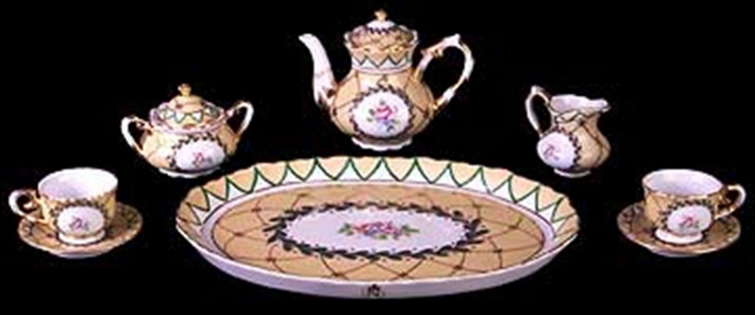 YELLOW FLORAL PORCELAIN TEA SET (10PC): YELLOW FLORAL PORCELAIN TEA SET (10PC)