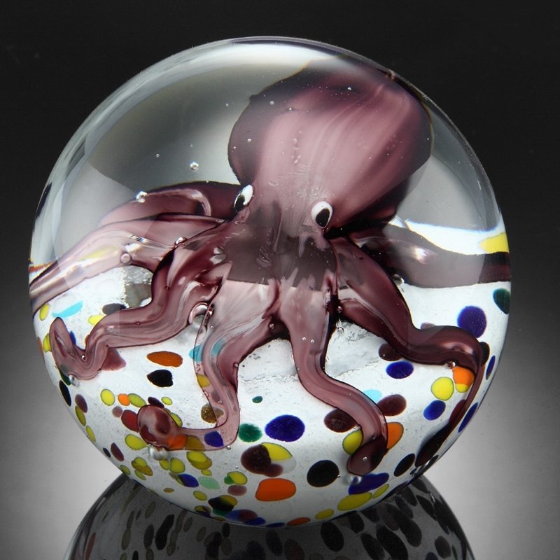 AG OCTOPUS SPHERE/PAPERWEIGHT: AG Octopus Sphere/Paperweight - Weight: 3.00 Lbs - Size: 4"H 4"W 4"D - Material: GLASS
