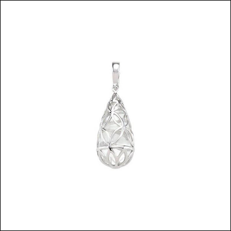 GENUINE WHITE QUARTZ CHARM: GENUINE WHITE QUARTZ CHARM - Ster / 25.00X12.00 Mm / P / Genuine White Quartz Charm - Weight: 2.36DWT - GramWeight: 3.67