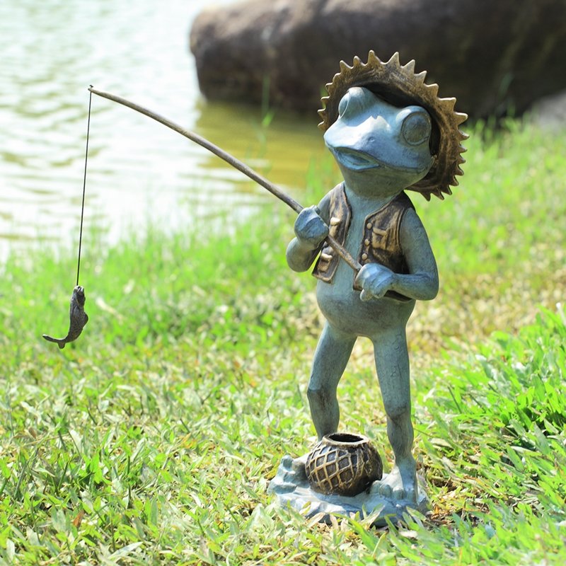 HUCKLEBERRY FROG GARDEN SCULPT: Huckleberry Frog Garden Sculpt - Weight: 4.000 Lbs - Size: 18.5"H 15"W 7.5"D - Material: ALUMINUM