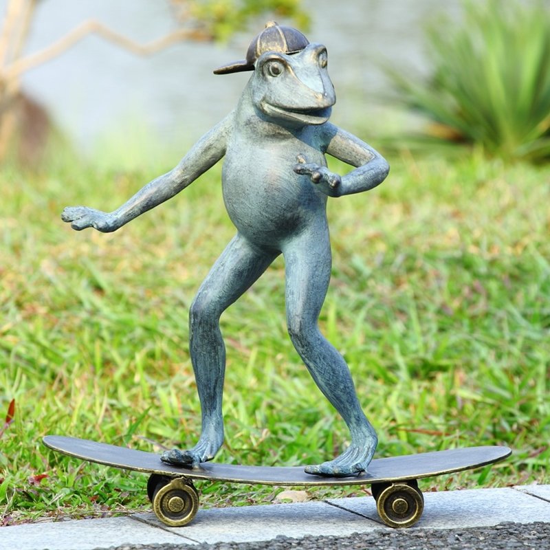 RADICAL SKATEBOARDING FROG GAR: Radical Skateboarding Frog Gar - Weight: 4.20 Lbs - Size: 19"H 18"W 7.5"D - Material: ALUMINUM