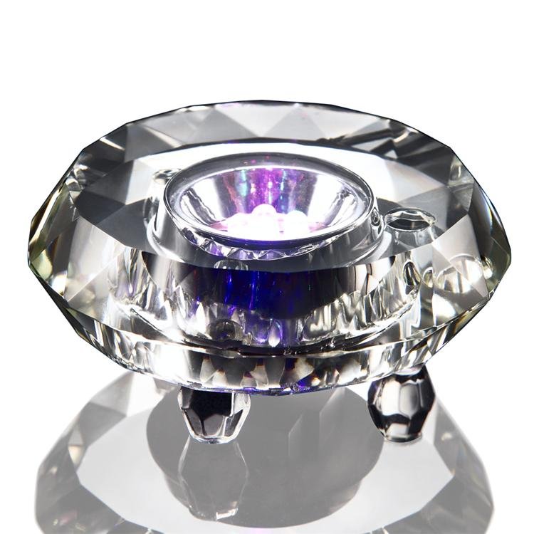 LED DIAMOND DISPLAY LIGHT FOR ART GLASS JELLYFISH: LED Diamond Display Light for Art Glass Jellyfish - Dimensions: 1.5"H 3.5"W Material: GLASS Weight: 0.5lbs