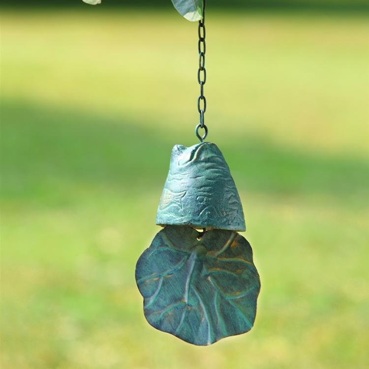 FROG WIND BELL: Frog Wind Bell - Dimensions: 21"H 4.5"W 2"D Material: CAST IRON Weight: 1.00lbs