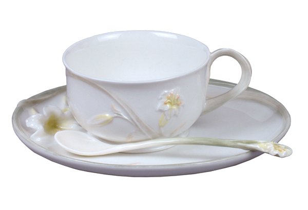 LILY COFFEE CUP SET WITH SPOON: Lily Coffee Cup Set With Spoon - Material - Fine Porcelain - Size - (l) 6 1/4