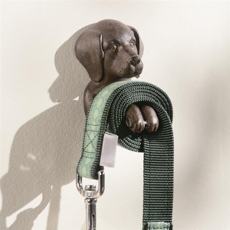 LEASH HOLDER: Dimensions: 2.5"h 4"w 3"d Material: Aluminum Weight: 0.4lbs