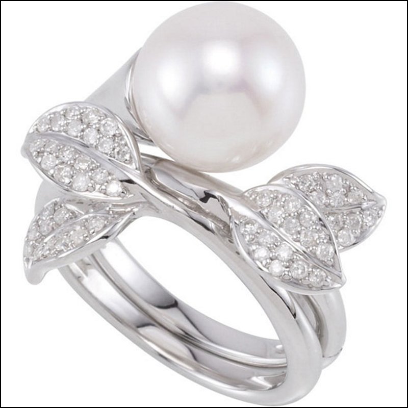 1/3 CT TW FRESHWATER CULTURED PEARL & DIAMOND HINGED: 1/3 Ct Tw Freshwater Cultured Pearl & Diamond Hinged Two Finger Ring - Ster / 10.5-11mm/ 1/3 Ct Tw / P / Freshwater Cul Prl & Dia Ring - Weight: 3.92dwt - Gramweight: 6.1 - Ring Size: 6 - We Have Othe