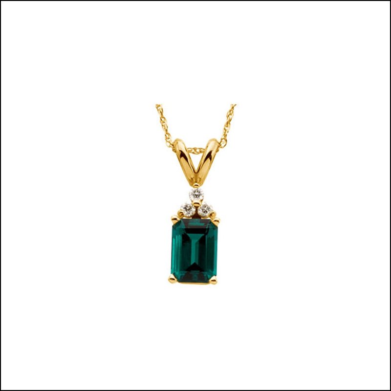 CHATHAM CREATED EMERALD & DIAMOND PENDANT: Chatham Created Emerald & Diamond Pendant - 14ky / .06 Ct Tw/07.00x05.00 Mm / P / Chatham Created Emer & Dia Pen - Weight: 0.54dwt - Gramweight: 0.84