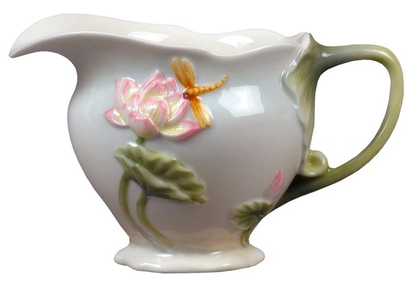 LOTUS CREAMER: Lotus Creamer - Material - Fine Porcelain - Size - (l) 4 7/8