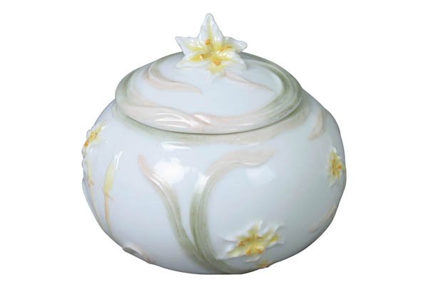 LILY SUGAR JAR: Lily Sugar Jar - Material - Fine Porcelain - Size - (l) 3 3/8
