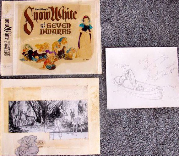 WICKED WITCH DRAWING FROM SNOW WHITE & THE SEVEN DWARFS: Reproduction Drawing And Sketch Set From Snow White's Seven Dwarfs From 1937. The Animation Drawing Of The Witch With The Poison Apple Measures 8.5" X 10.5". The Witch Was Designed By Joe Grant And An