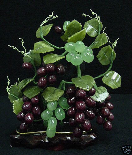 REAL JADE MIXED GRAPES VINE: Real Jade Mixed Grapes Vine - Height: 9.5", Width: 7", Deep: 5". - This Beautiful Work Is Made Of 100% Natural Lavender Jade, Taiwan Jade. Absolutely Not Painted And Dyed. Bunches Of Grapes, Made Of L