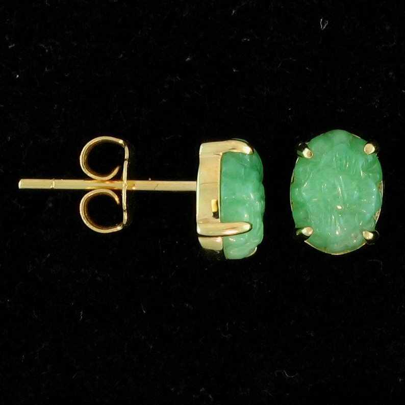 Natural Green Grade A Jade Earrings: Metal: Yellow Gold Karat: 14k Stone Size: 6x8mm Details: Carved Flower_____This Item Is Guaranteed Jadeite/Grade A Jade Which Means It Has No Dye Or Fillers And Is Of The Highest Quality. If The Item 