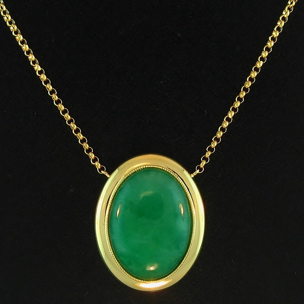 Burmese Green Jade Necklace (1 of 1)