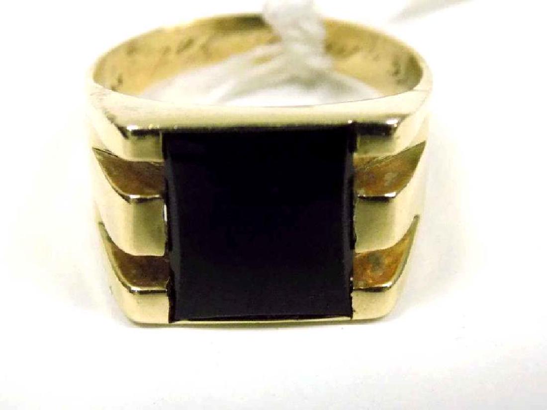 DECO 14K YELLOW GOLD & ONYX MAN'S RING (1 of 2)