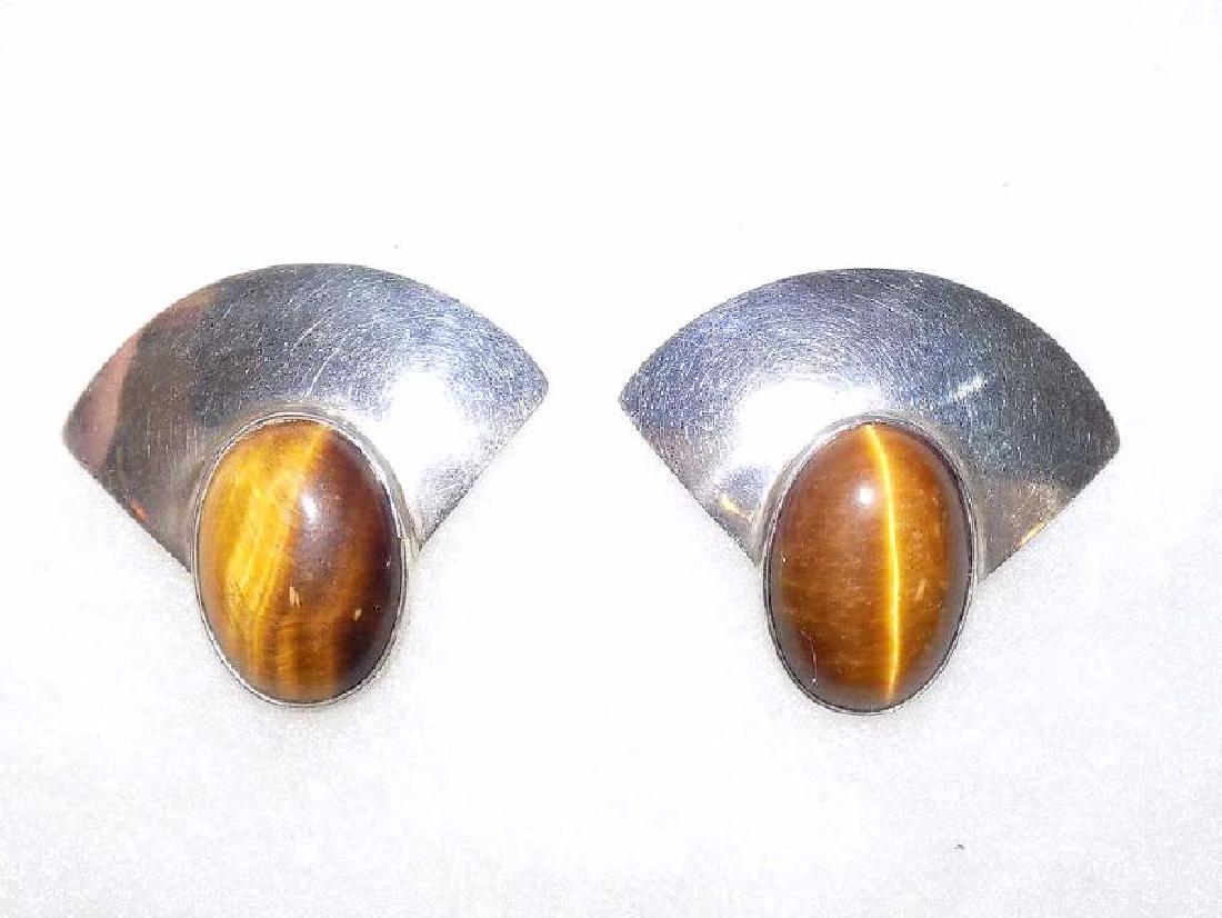 CM SIGNED MEXICAN STERLING CATS EYE EARRINGS (1 of 2)