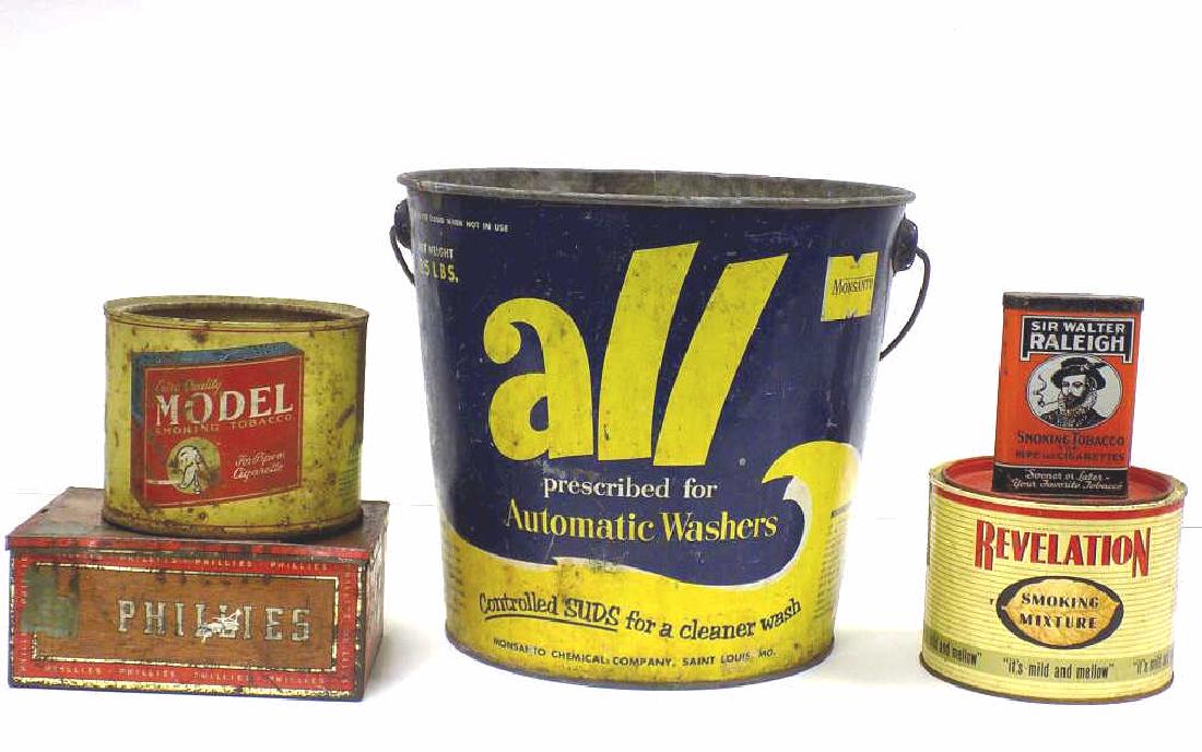 VINTAGE ADVERTISING METAL GROUP (1 of 4)