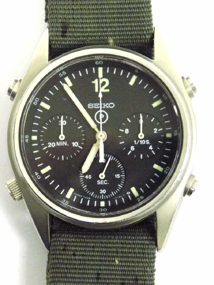 SEIKO GEN RAF RN MILITARY ISSUED PILOTS WRISTWATCH: Seiko Gen RAF Royal Air Force / RN Royal Navy Military Issued Pilot's Aviator Chronograph Wristwatch. Rear NATO Stock Number, Item Number, Watch Issue, Year Issue Numbers. Glow in the Dark Hands, Stop