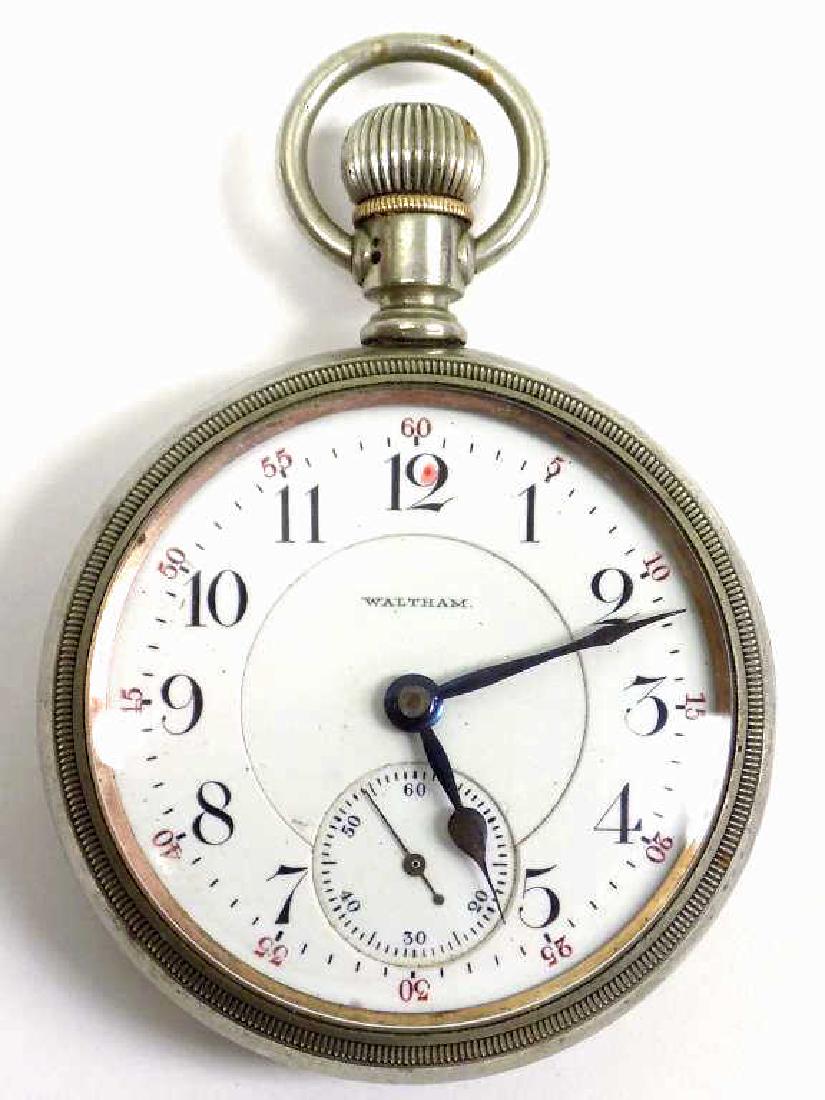 WALTHAM APPLETON TRACEY 17 JEWEL POCKET WATCH: 1901 WALTHAM APPLETON TRACEY 17 Jewel Railroad Pocket Watch. Porcelain Face with Separate Seconds Outer Marker and Dial. Original Crystal. Stainless Steel 55 mm Case. Working Order.