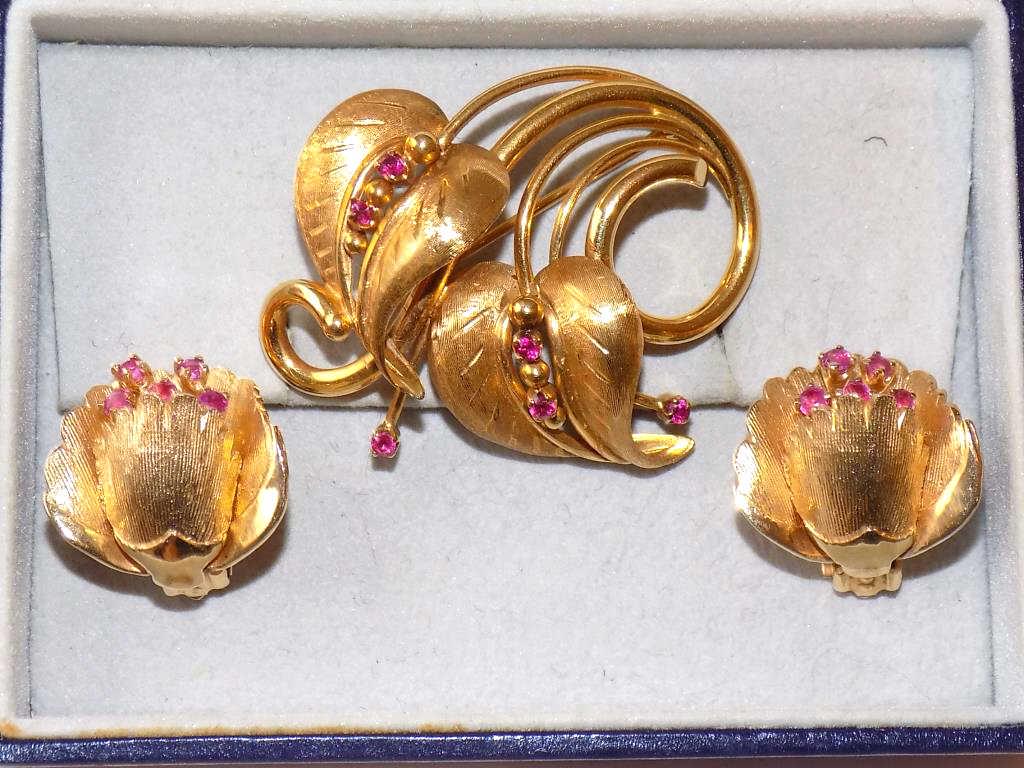 SHREVE CRUMP & LOW AESTHETIC 18K GOLD RUBY SUITE (1 of 9)