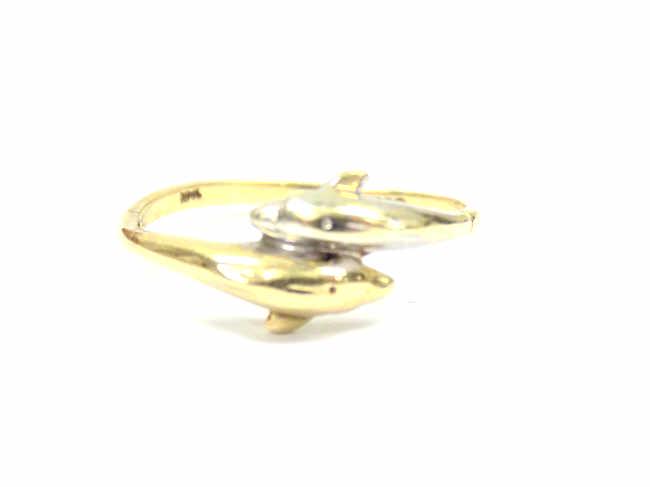 10K GOLD DOUBLE DOLPHINS RING: 10K Gold Double Dolphins Ring. Size 6 1/2.