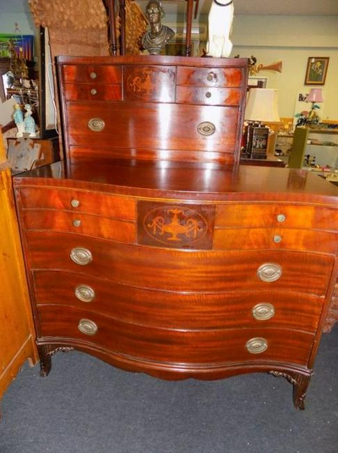 RENAISSANCE STYLE SERPENTINE CHEST & DRESSER SET (1 of 4)