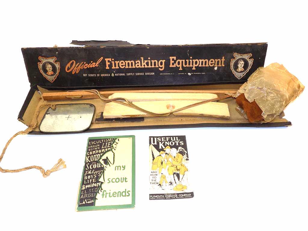 ANTIQUE BOY SCOUTS OF AMERICA GROUP (1 of 2)