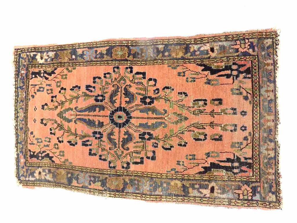 ANTIQUE PERSIAN SAROUK RUG: Antique Lilihan Sarouk Rug. Hand Tied, Natural Dyes. 31.50" x 55".