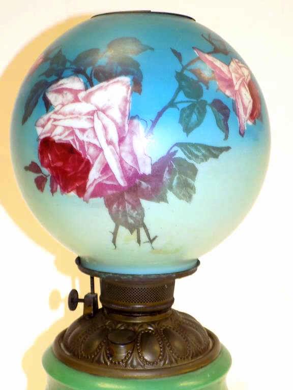 VICTORIAN GONE WITH THE WIND PARLOR LAMP (1 of 4)