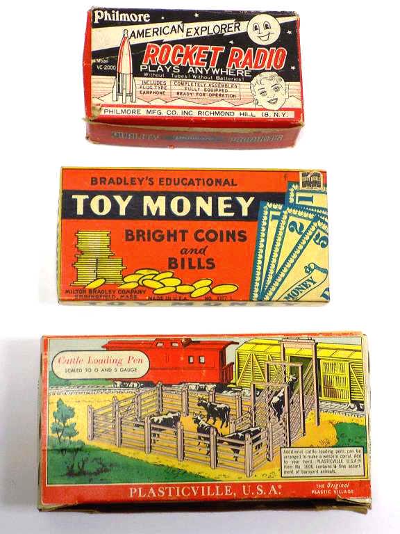 VINTAGE BOXED TOYS LOT INC. ROCKET RADIO (1 of 5)