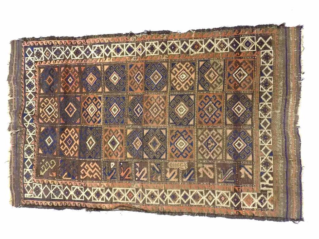 ANTIQUE TURKISH KAZAK RUG: Antique Turkish Kazak Rug. Hand Tied, Natural Dyes. 27.50" x 47"