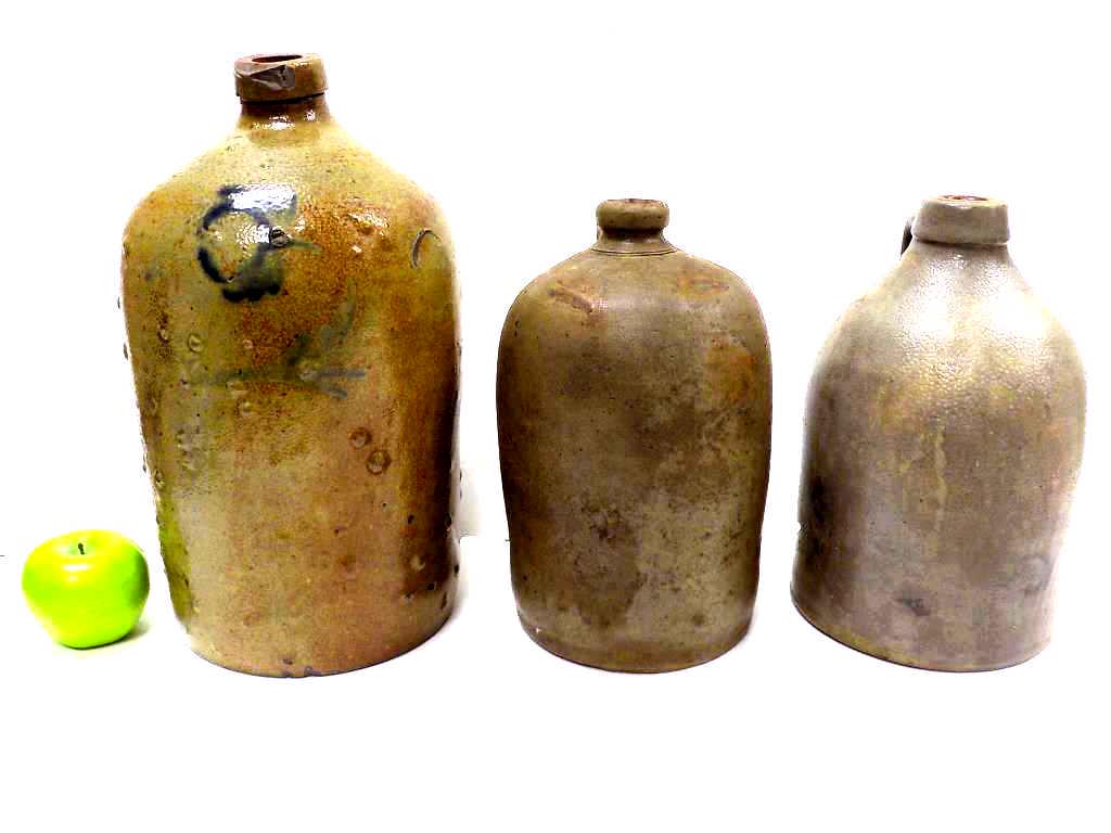 3 PRIMITIVE STONEWARE JUGS INC. BLUE SLIP (1 of 2)