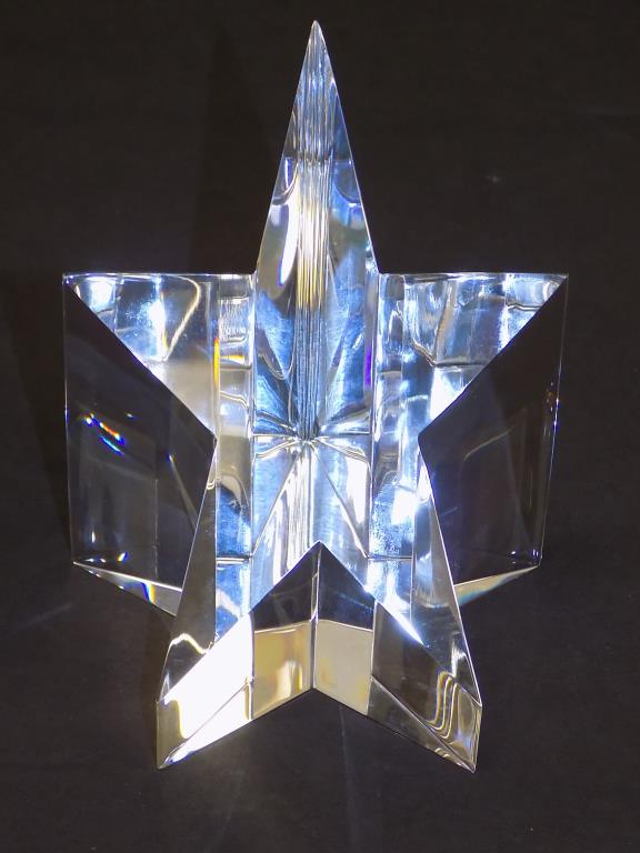 STEUBEN ART GLASS CRYSTAL STAR WITH BOX (1 of 8)