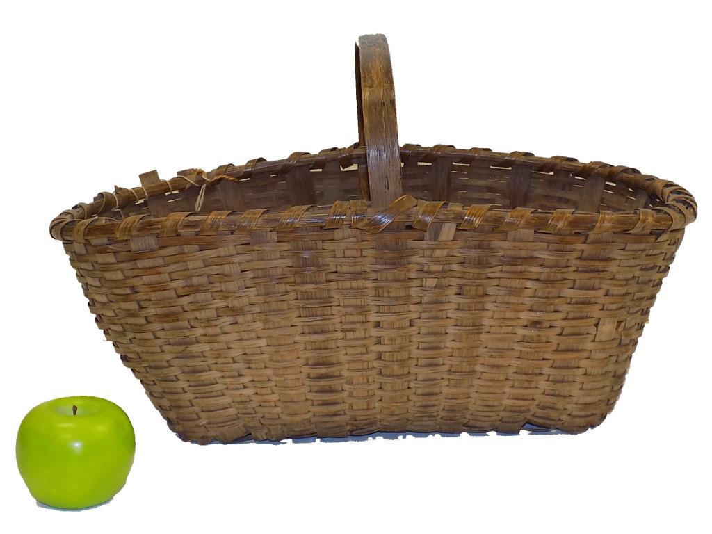 PRIMITIVE AMERICAN COUNTRY SPLINT BASKET (1 of 3)