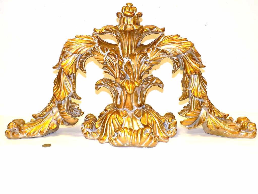 BIG SCROLLED ACANTHUS GILT ARCHITECTURAL ELEMENT: Big Scrolled Acanthus Gilt Architectural Element. Height 15" x Length 29"