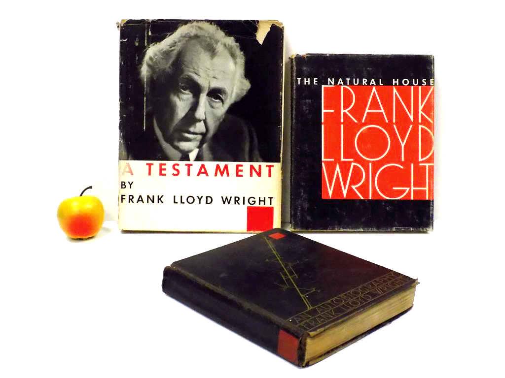 FRANK LLOYD WRIGHT ILLUSTRATED BOOK LOT (1 of 2)