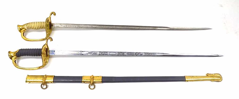 2 UNITED STATES NAVY GOLD GILT DRESS SWORDS (1 of 13)