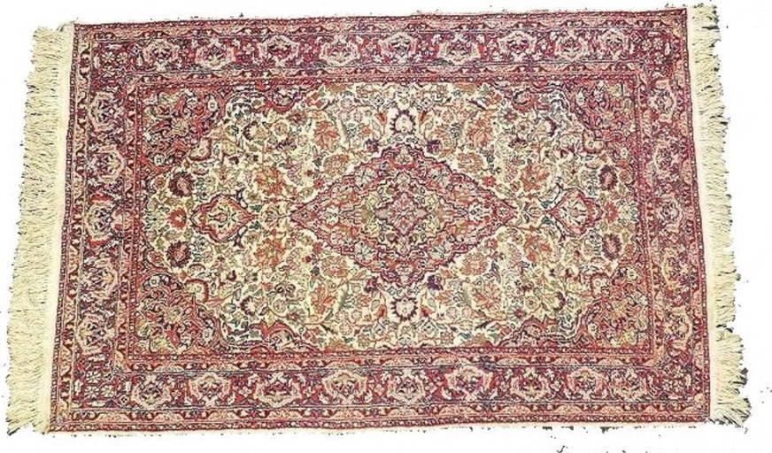 FINE SEMI ANTIQUE PERSIAN PRAYER RUG (2636) on Apr 10, 2022 Great