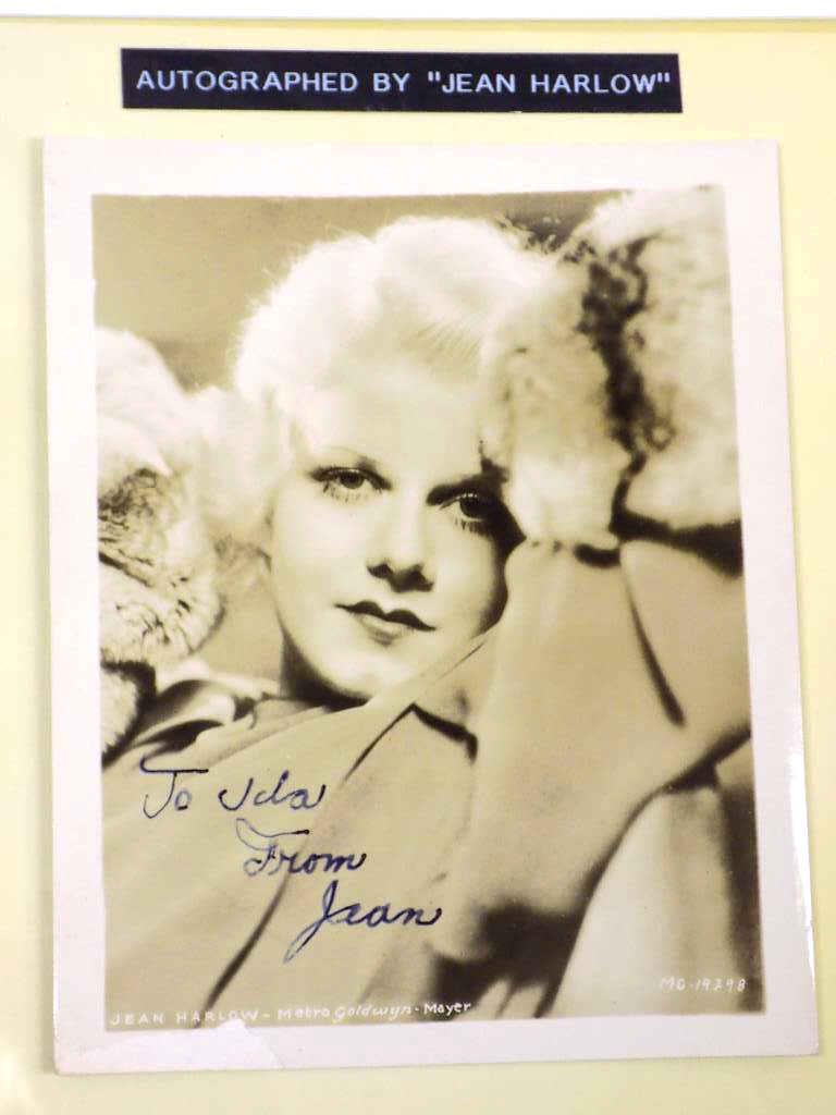 HOLLYWOOD ICON JEAN HARLOW SIGNED PHOTO (1 of 1)